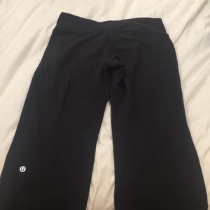 Lululemon Athletica Wide Leg Yoga Pants Size 6